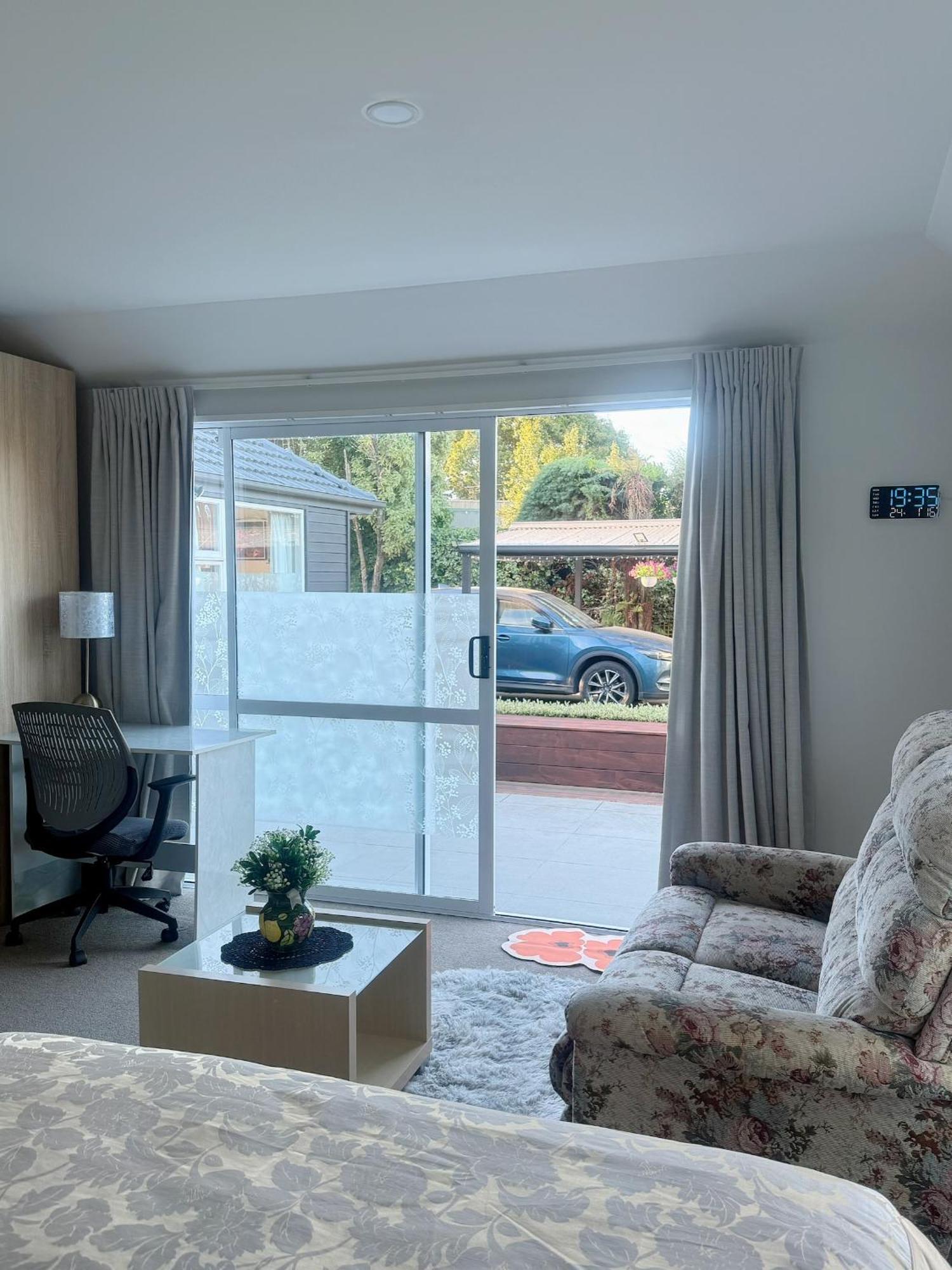 Cozy And Sunny Room Near City To Seapath Christchurch Exteriör bild